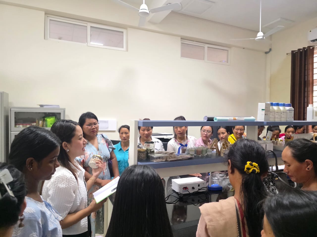 4f987c98-00d3-4308-9e4b-6b0ca28ee11a